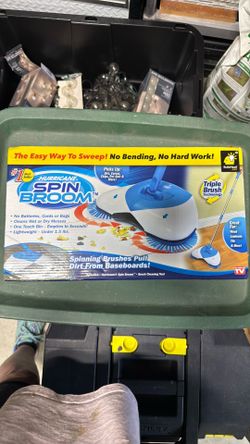 Broom - hurricane. Spin broom