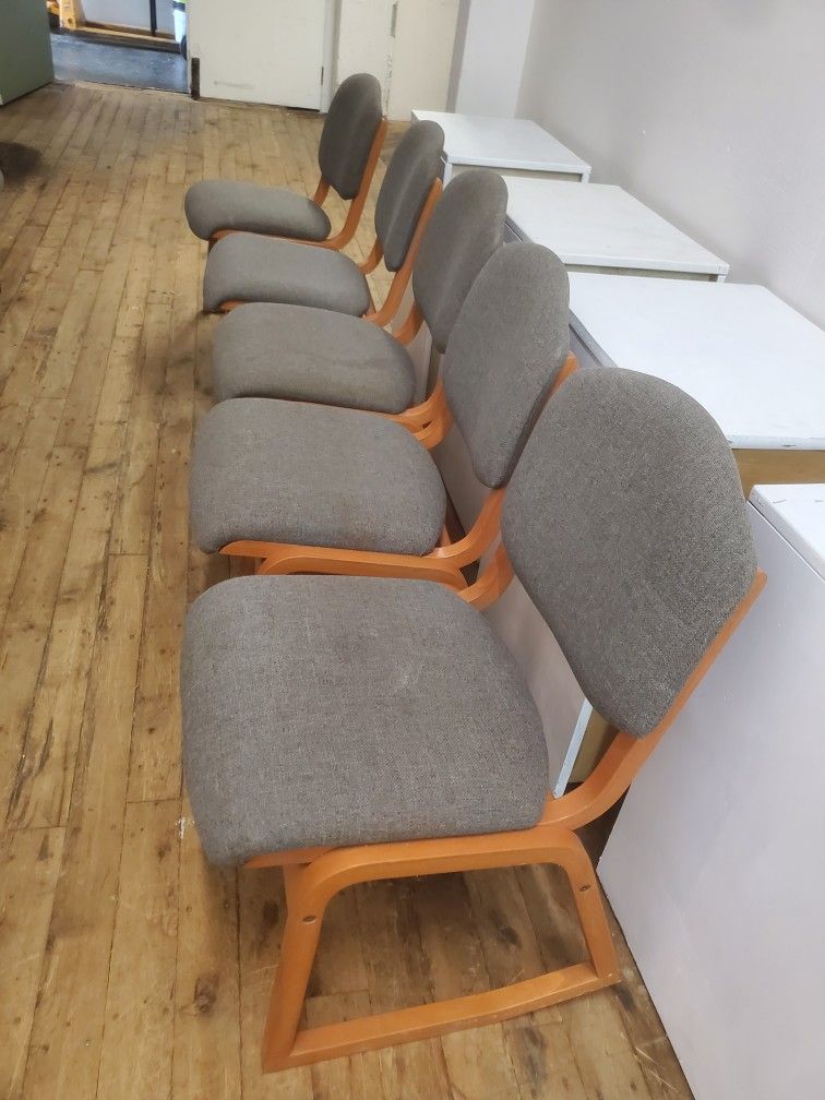 SET OF 10 ROCKING CHAIRS (HOME71)