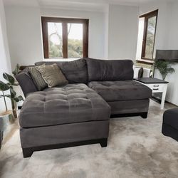 Modern Sectional Sofa with Chaise and Side Table