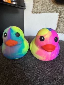 Jumbo squishy ducks