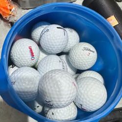 Golf balls (24 balls)