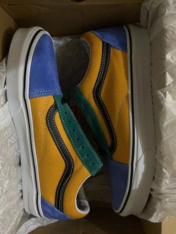 Vans MIX AND MATCH size 7.5 and 12 available