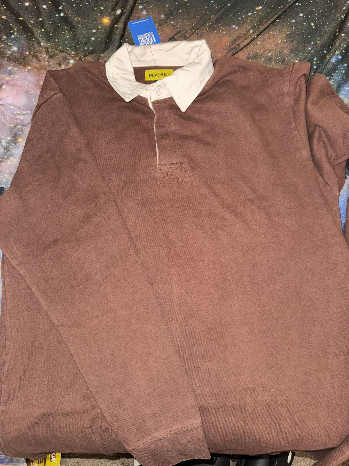 Market Studios Long Sleeve Neck Shirt.