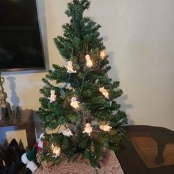 3 Feet Chritmas Tree Ligths Included Different Colors