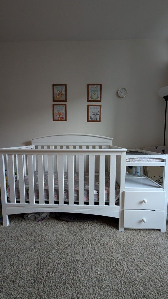 Delta Children's Baby Crib