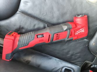 Milwaukee M18 multi-tool