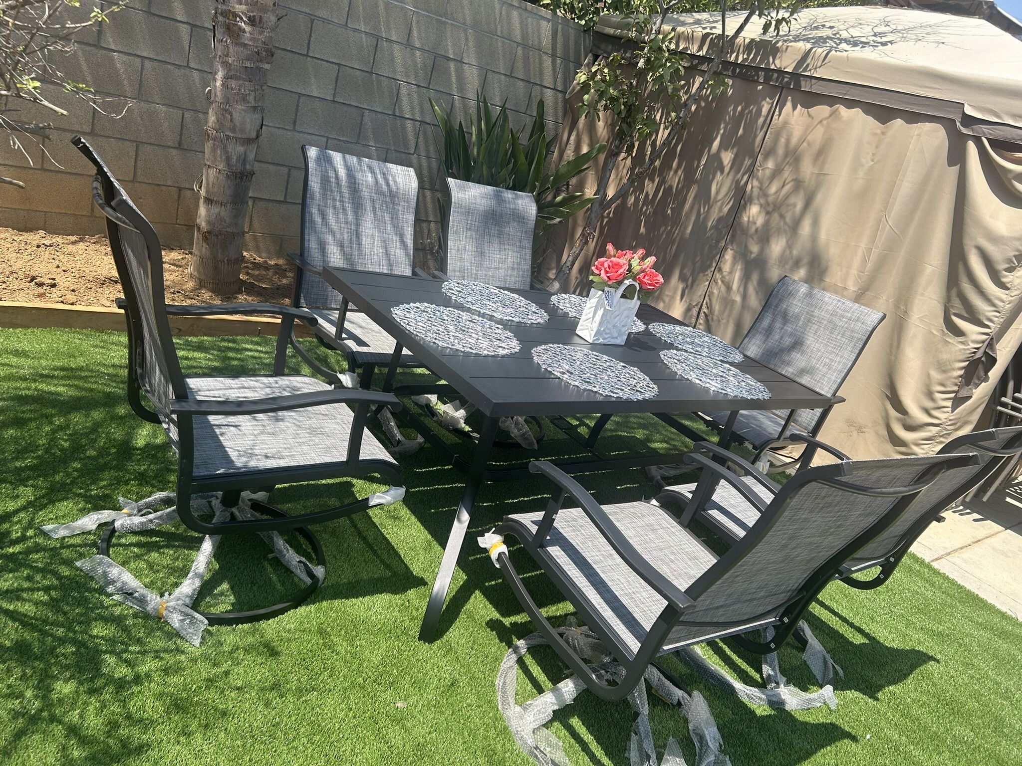 Patio Outdoor Dining Set Brand New