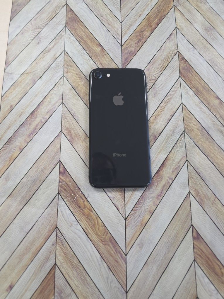 Iphone 8**64gb***unlock ANY Sim 