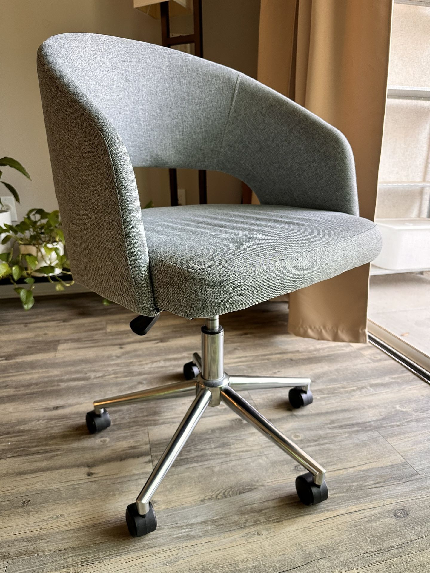 Cozy Desk Chair - Gray