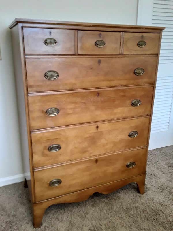 Antique Dresser Davis Cabinet Co. for Sale in Nashville, TN - OfferUp