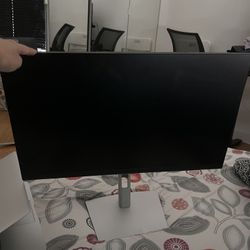 Monitor Like New- Hardly Used