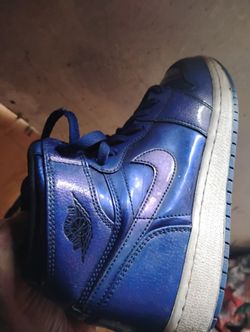 Nike Metallic Purple Size 7y