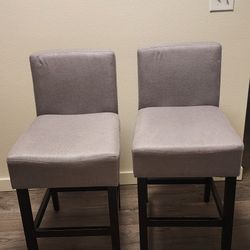 2 Bar Stools 