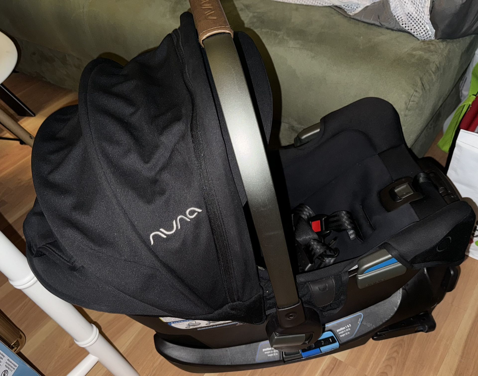 Nuna Pipa RX With Baby & New Born Insert