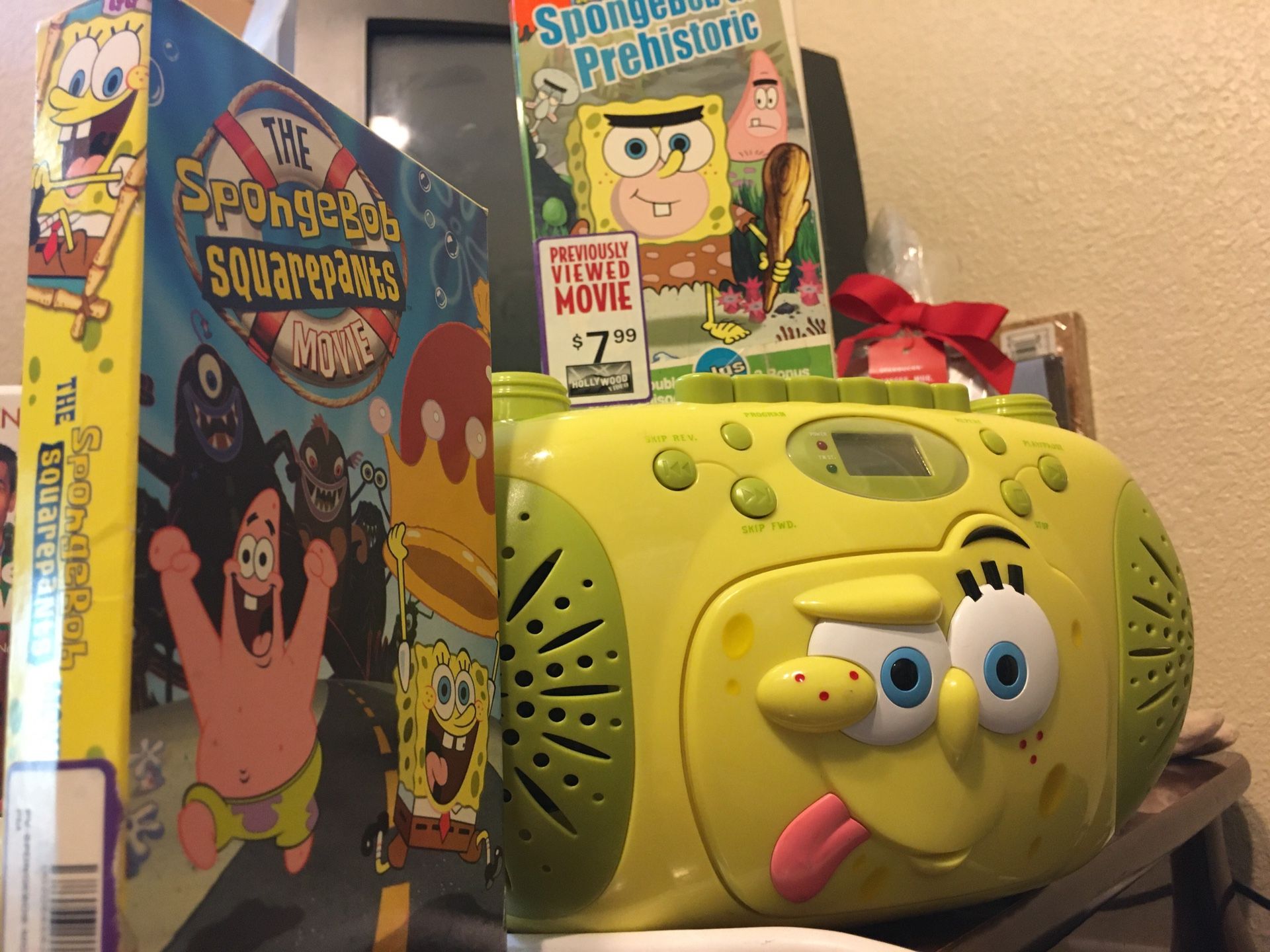 Spongebob Squarepants CD Cassette FM AM Radio!