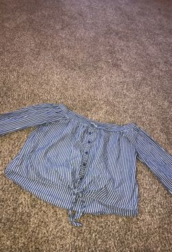 Off the shoulder shirt!!