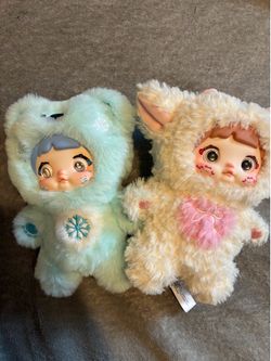 Nommi Plush keychain