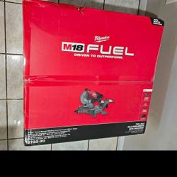 M18 FUEL 18V Lithium-Ion Brushless Cordless 7-1/4 in. Dual Bevel Sliding Compound Miter Saw (Tool-Only)
by

Milwaukee
