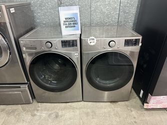 Lg Set Washer And Gas Dryer 
