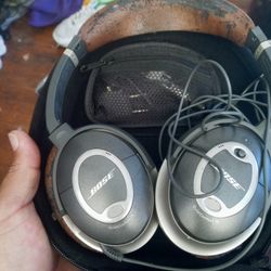 Bose Quietcomfort 15 Noise Cancelling Headphones