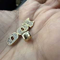 100 Emoji Pendant 