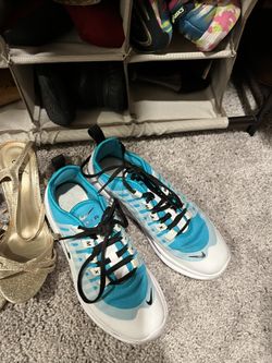 Women’s Shoes