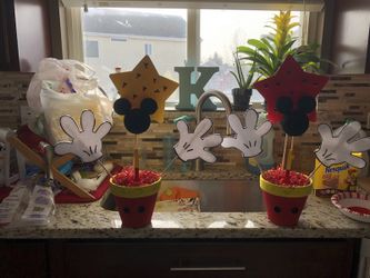 Mickey centerpiece