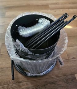 5-Tier Metal Rolling Storage .Cash  only.PU Santa Clarita  CA,91350.