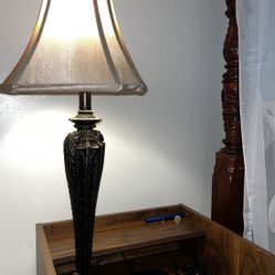 2 vintage matching lamps