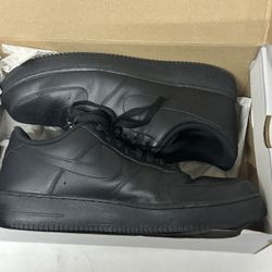 Sneaker Nike Air Force 1 Low Tripie #48206