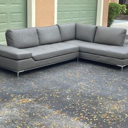 🛋️ Sofa/Couch Sectional - Gray - City Furniture - Delivery  Available 🚛