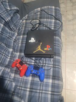 PlayStation 4