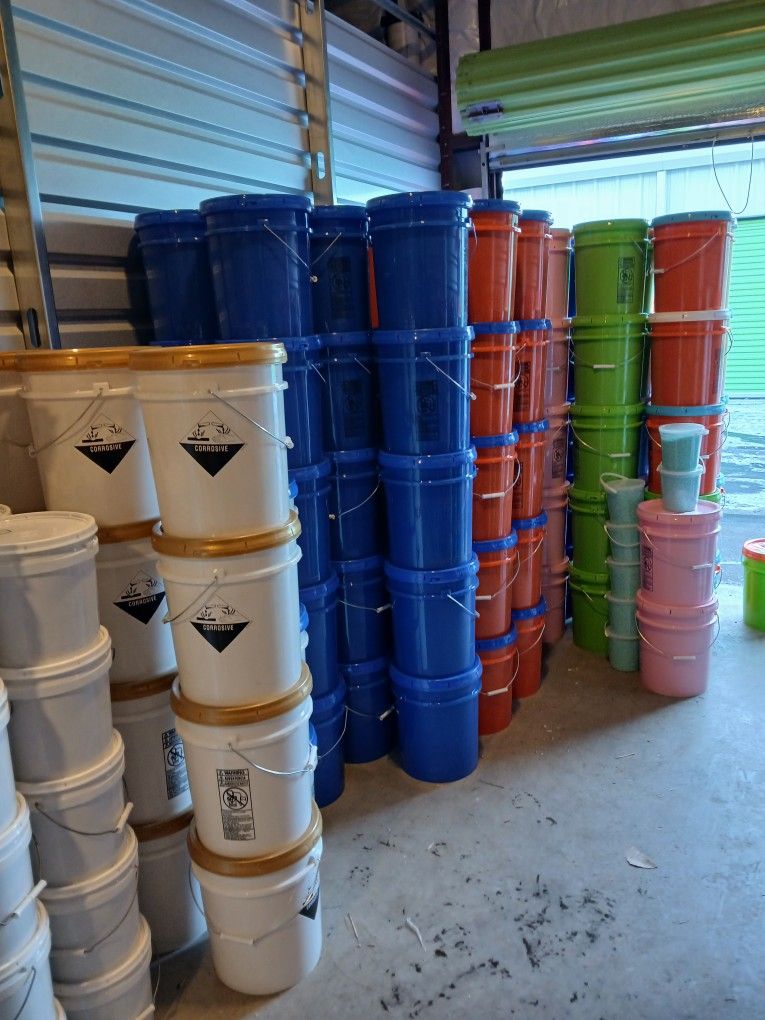 SPRING SALE ON LAUNDRY DETERGENT!