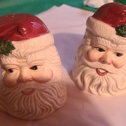 Fitz & Floyd Santa Heads Salt and Pepper Shakers