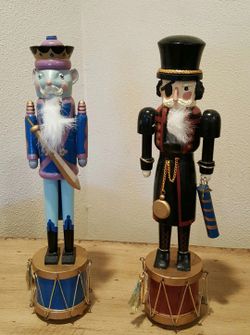 decorative wooden nutcrakersdecorative wooden nutcrakers