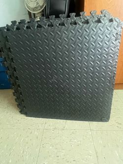 Workout matts 12 pieces