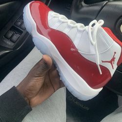 Jordan 11 Cherry New