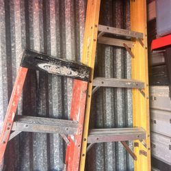 Step Ladders 
