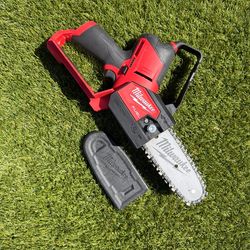 Milwaukee M12 FUEL 6 in. 12V Lithium-lon Brushless Electric Cordless Battery Pruning Saw HATCHET (To