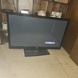 42  in. LG Flat Screen TV