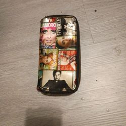 Vouge Pocket Book 