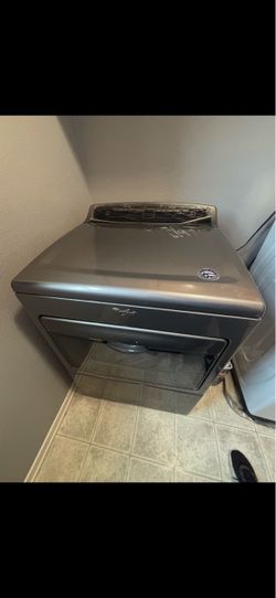 Whirlpool Front-Load Dryer Gas