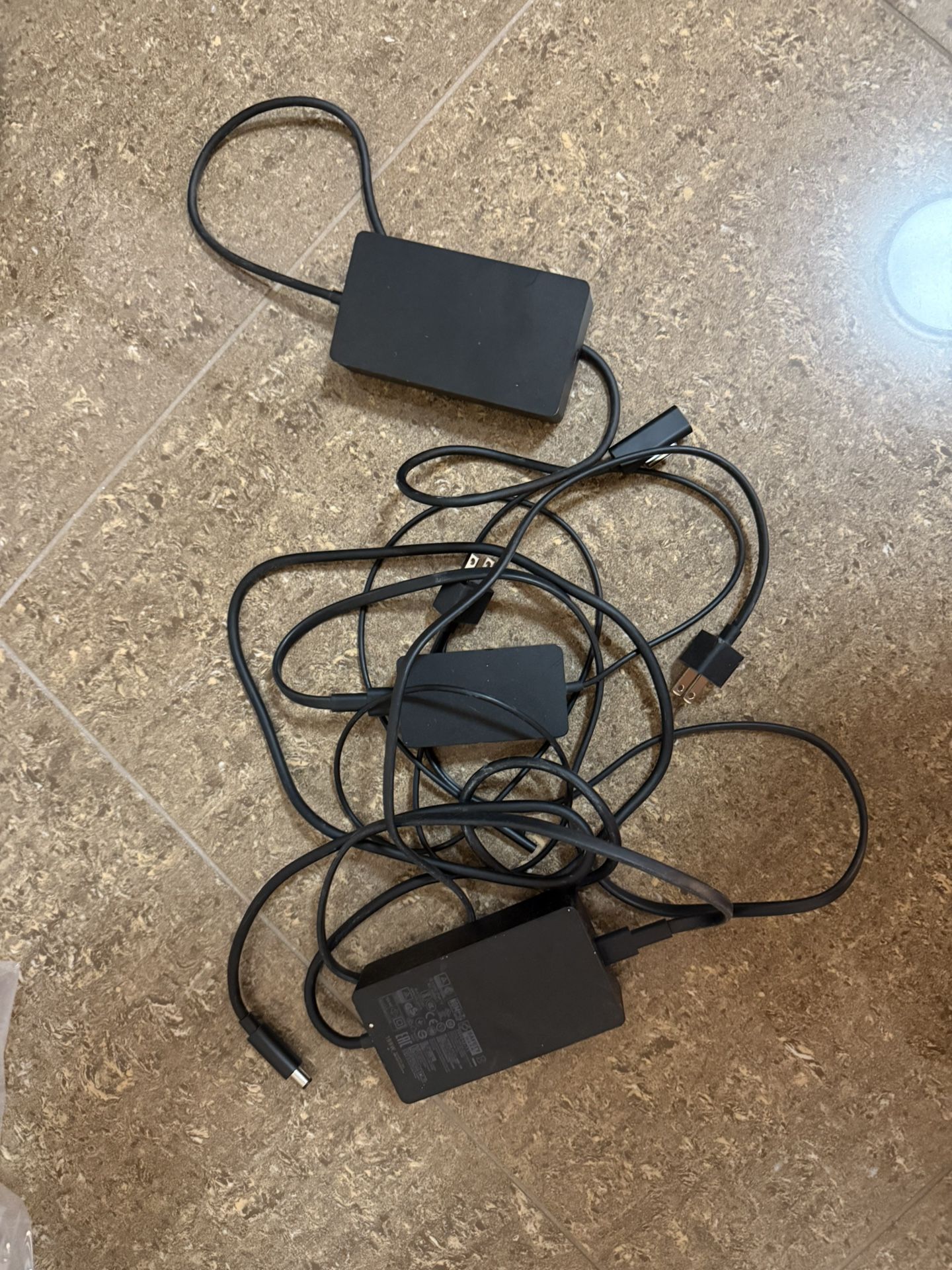 Microsoft Surface Dock Station + Charger