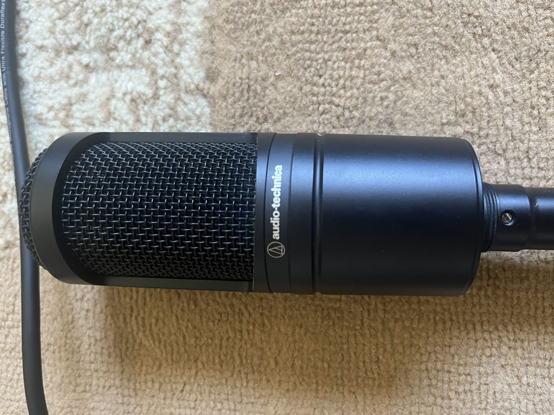 Microphone