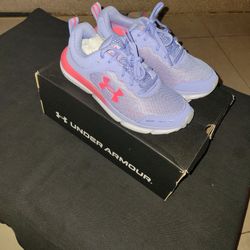 Under armor shoes