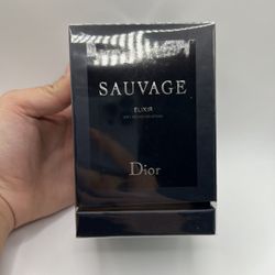 Brand New Originall Men And Female Perfumes All For Sale All New In Plastic Still Singles And Bulk Available ✅✅