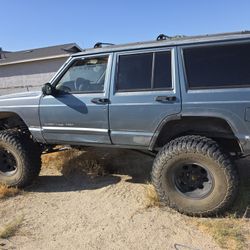 For sale 98  jeep cherokee