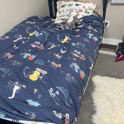Max And Lilly Twin Bed With Drawers