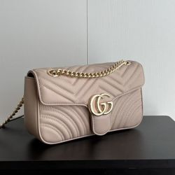 Gucci Pink Shoulder Bag with Gold Chain