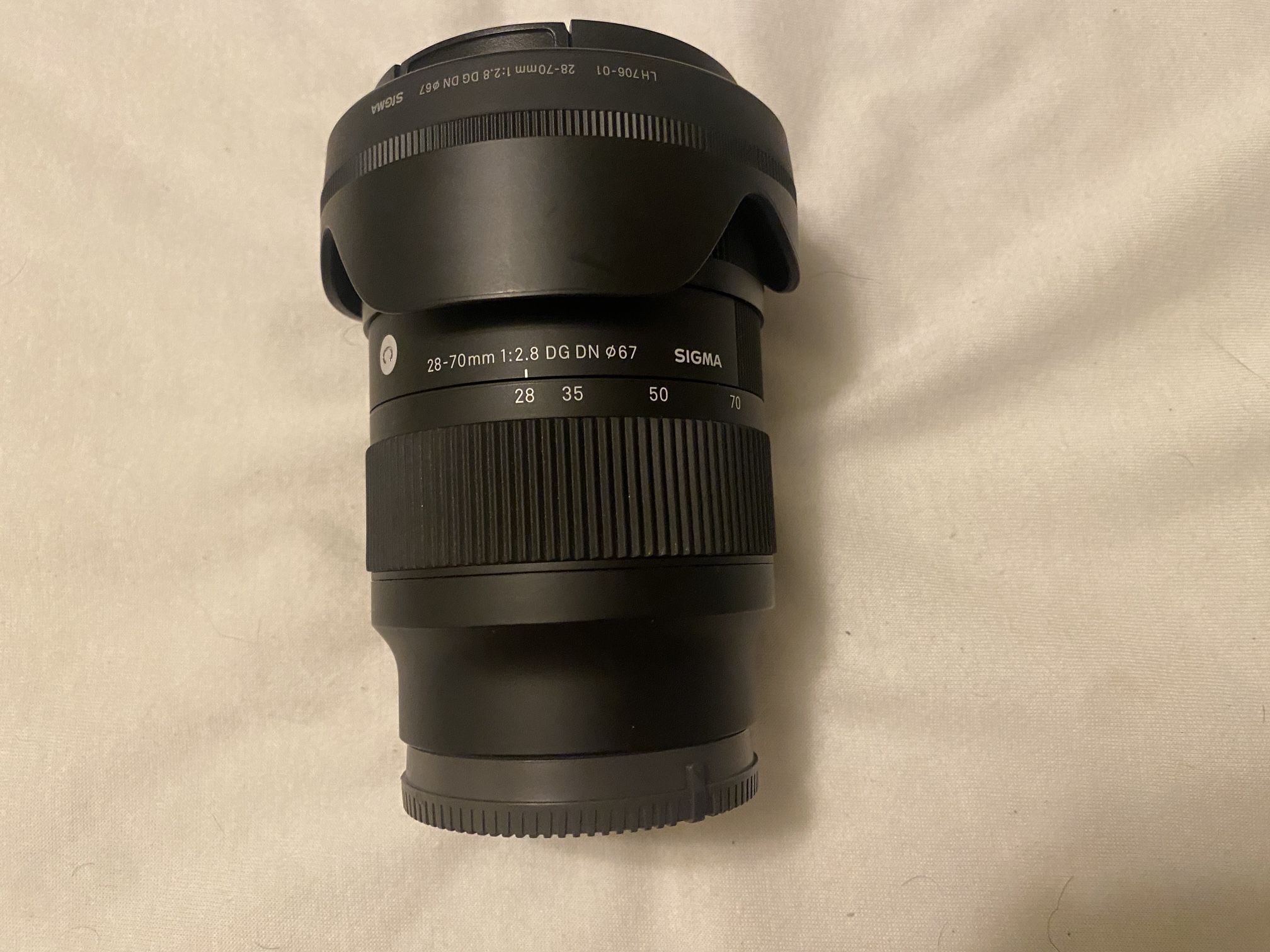 Sigma 28-70mm F2.8 E-mount Zoom Lens